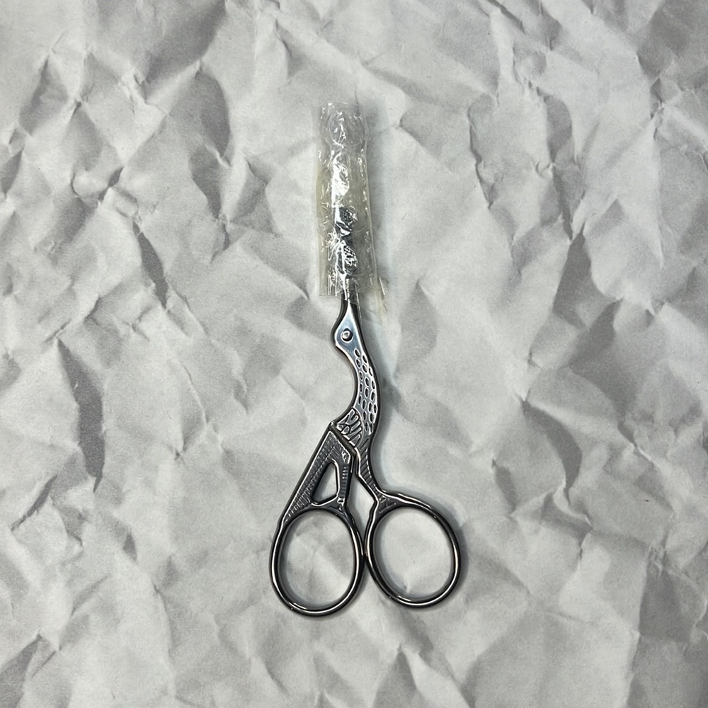 Scissors embroidery